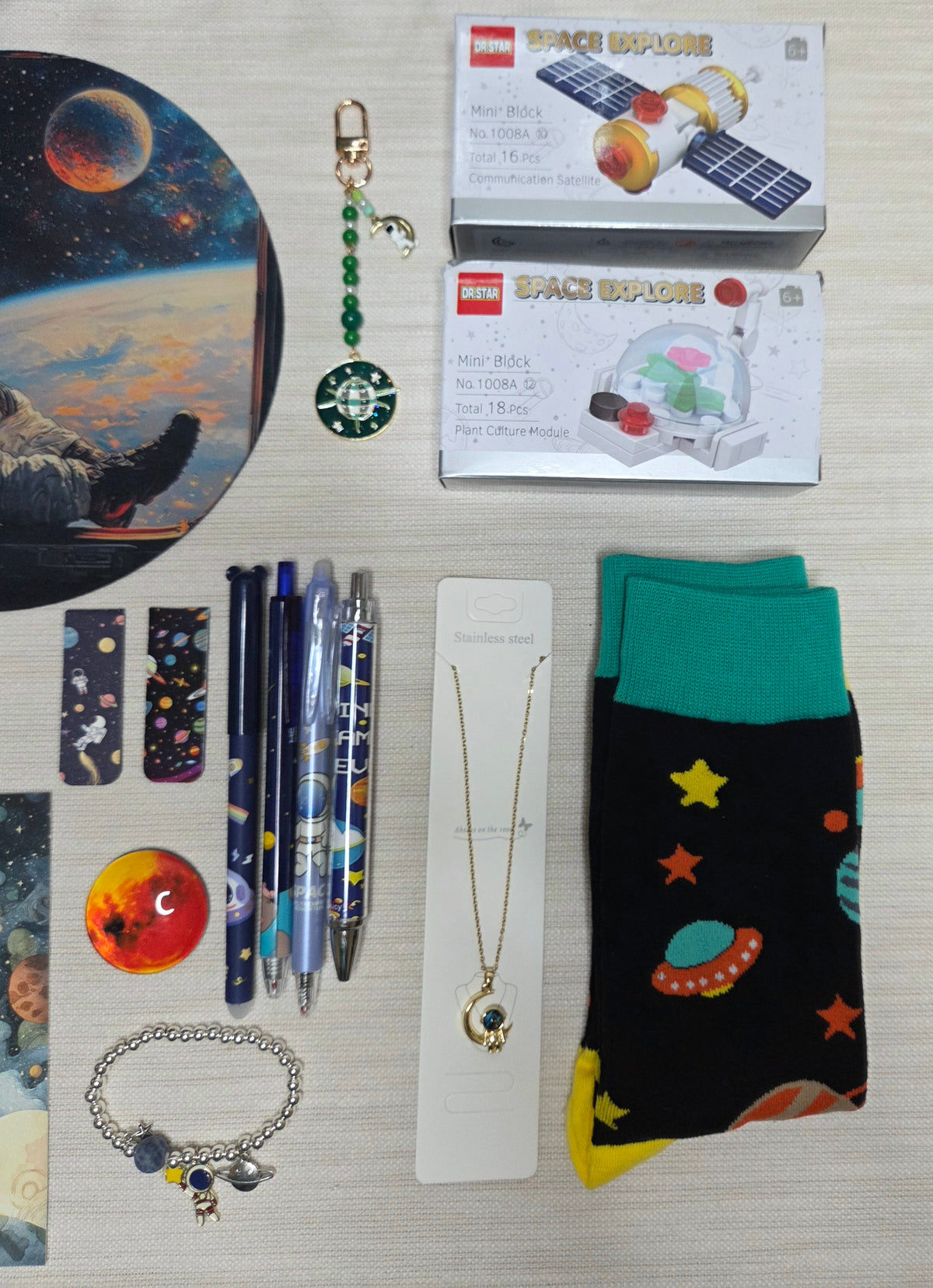 Space Box - F | Close-Out Deal